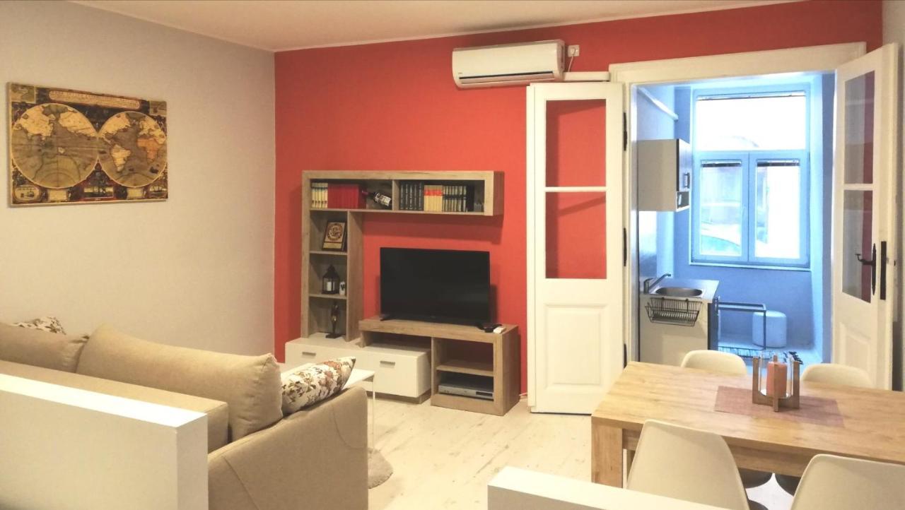 Apartman Park Subotica Esterno foto