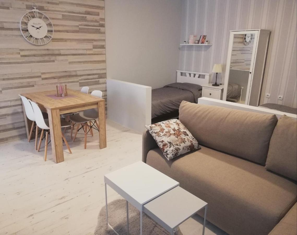Apartman Park Subotica Esterno foto