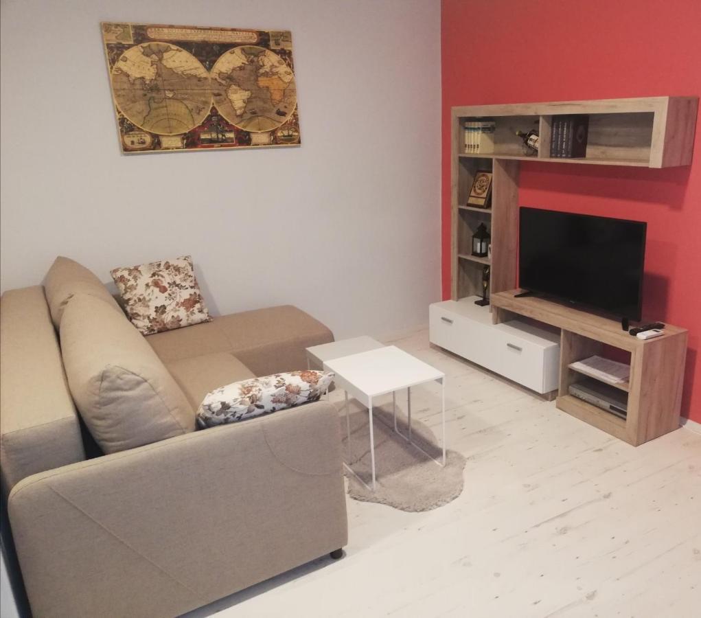 Apartman Park Subotica Esterno foto