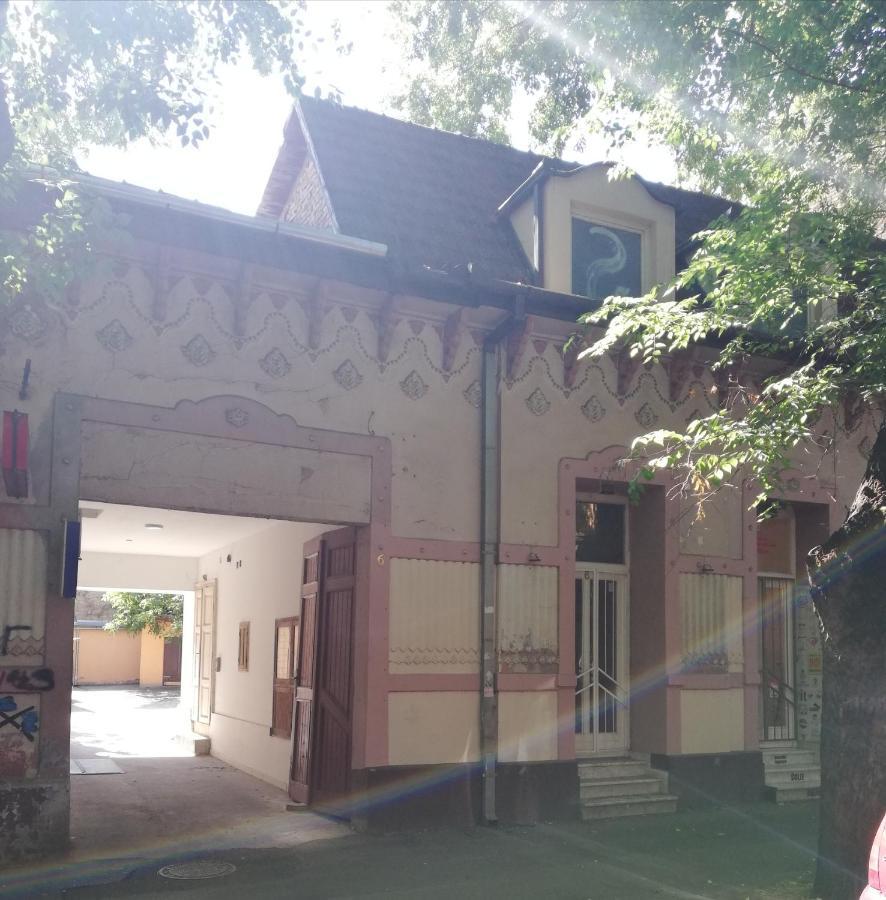 Apartman Park Subotica Esterno foto